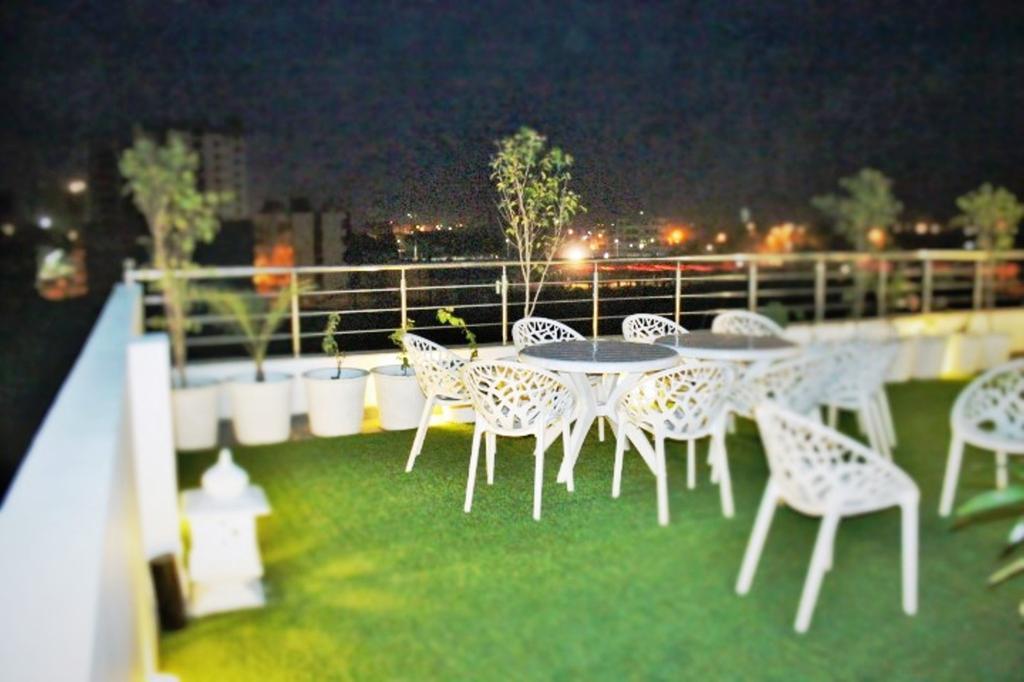 โฮเต็ล ทาจ วิลลา Hotel อัครา ภายนอก รูปภาพ